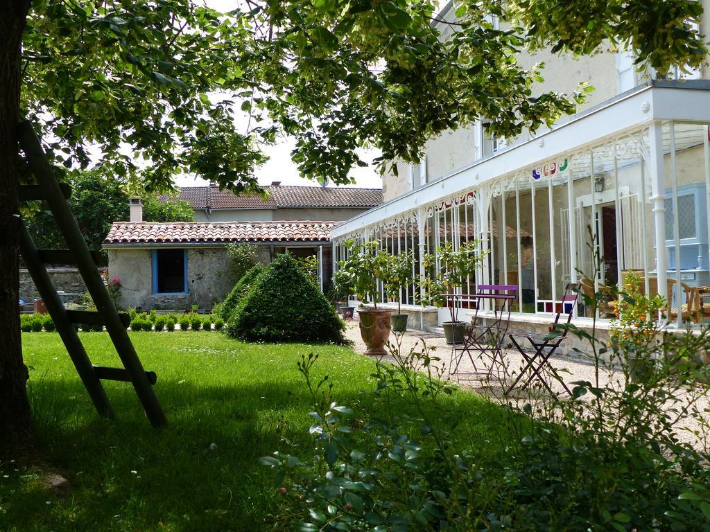 La Maison Du Parc Bed and Breakfast Lacave  Εξωτερικό φωτογραφία